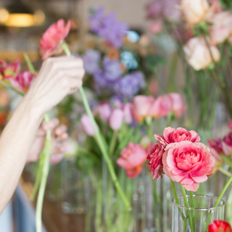 Flower Arranging w/ Ashley || Petite Arrangement Workshop