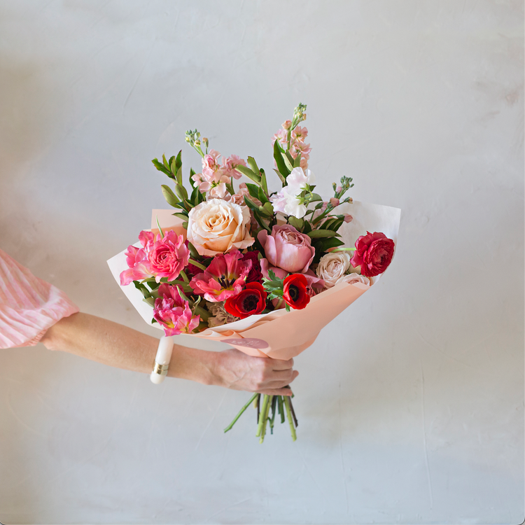 Valentine's Flower Bundles {multiple sizes}