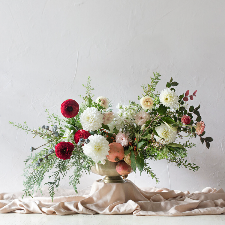 The Christmas Centerpieces {Multiple Sizes}